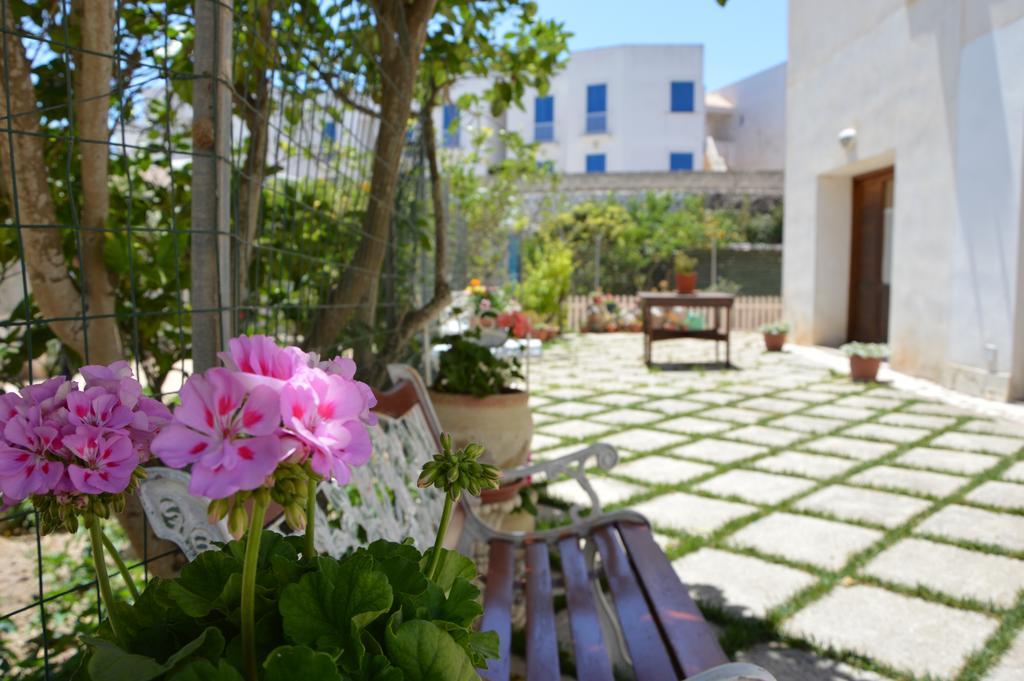 Guest House Al Giardino Dei Limoni 파뷔냐나도 외부 사진