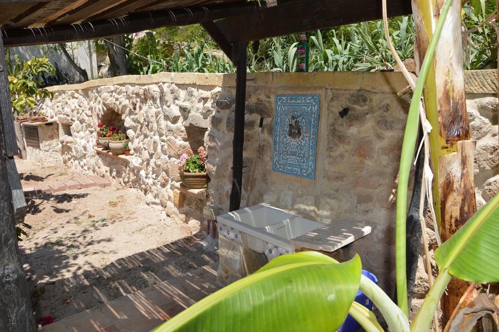 Guest House Al Giardino Dei Limoni 파뷔냐나도 외부 사진