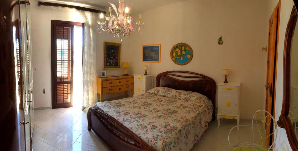 Guest House Al Giardino Dei Limoni 파뷔냐나도 외부 사진